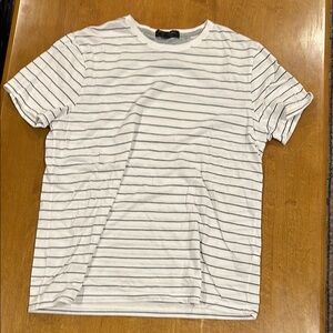Banana Republic Large White with Black Stripes T shirt